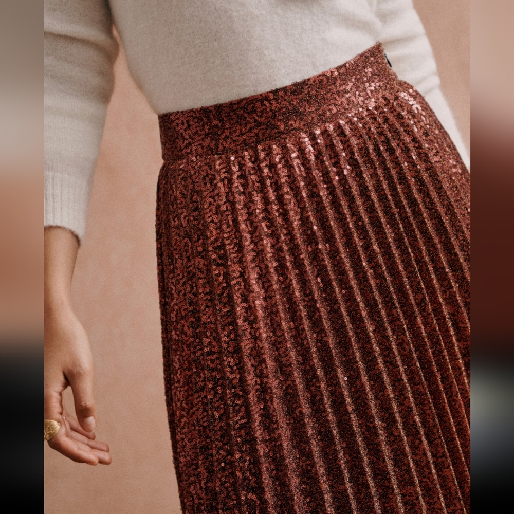 Sezane Dino Elegant Sequin Skirt in Shimmering Bronze - Picture 4 of 5